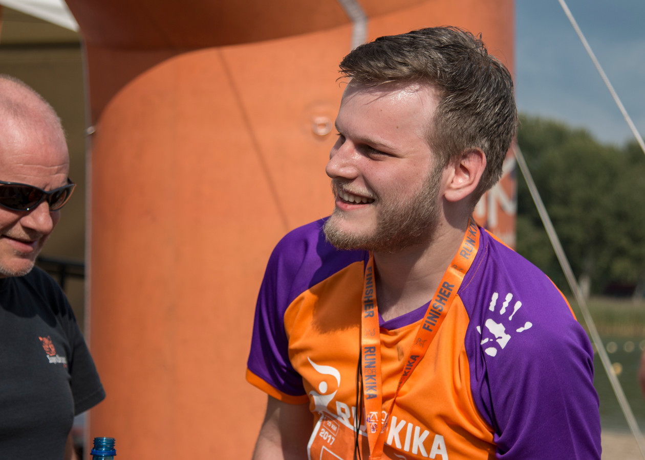 Over mijn lijkdeelnemer Tom Ik ben gelukkig, maar op mijn hoede Foto AD.nl