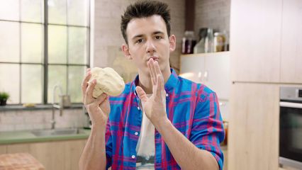 33. American apple pie