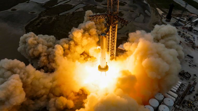Starship, il nuovo giocattolo di Musk, avvicina i viaggi spaziali di massa