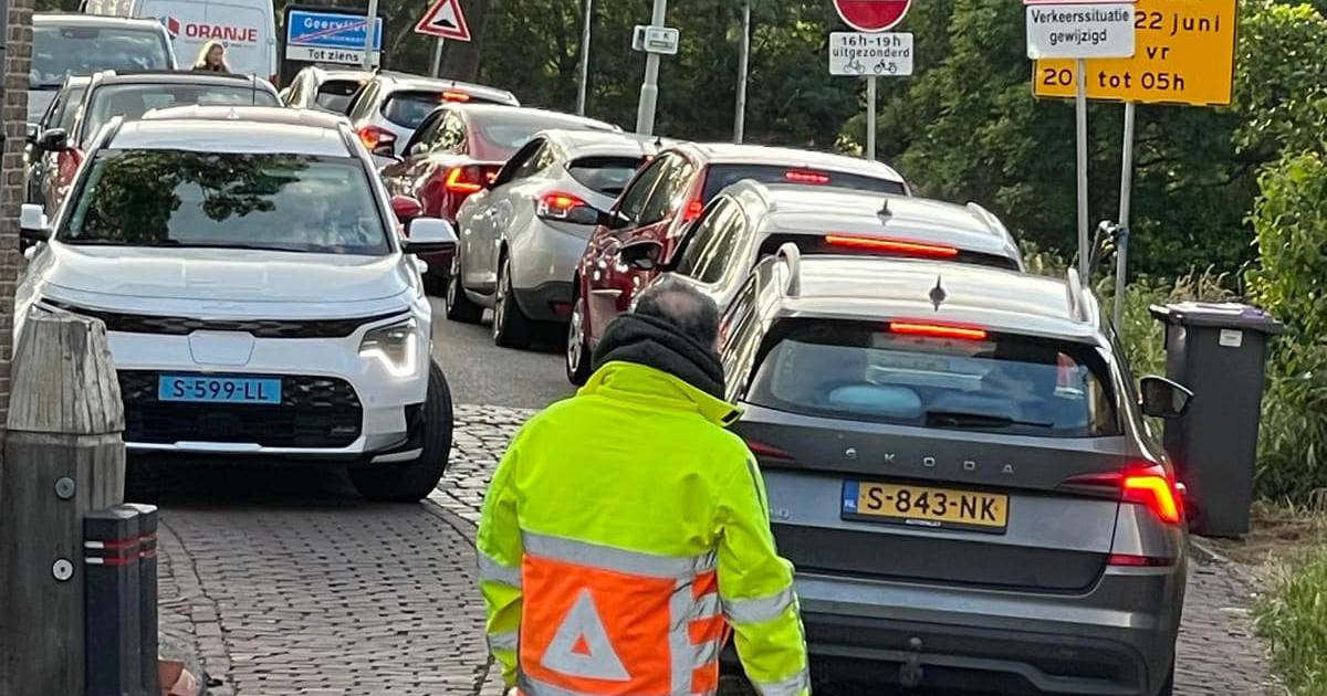 Geervliet zucht onder verkeerschaos door afsluiting Groene Kruisweg