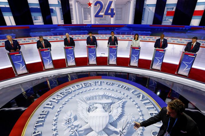 De Republikeinse kandidaten bij het vorige debat op 23 augustus.