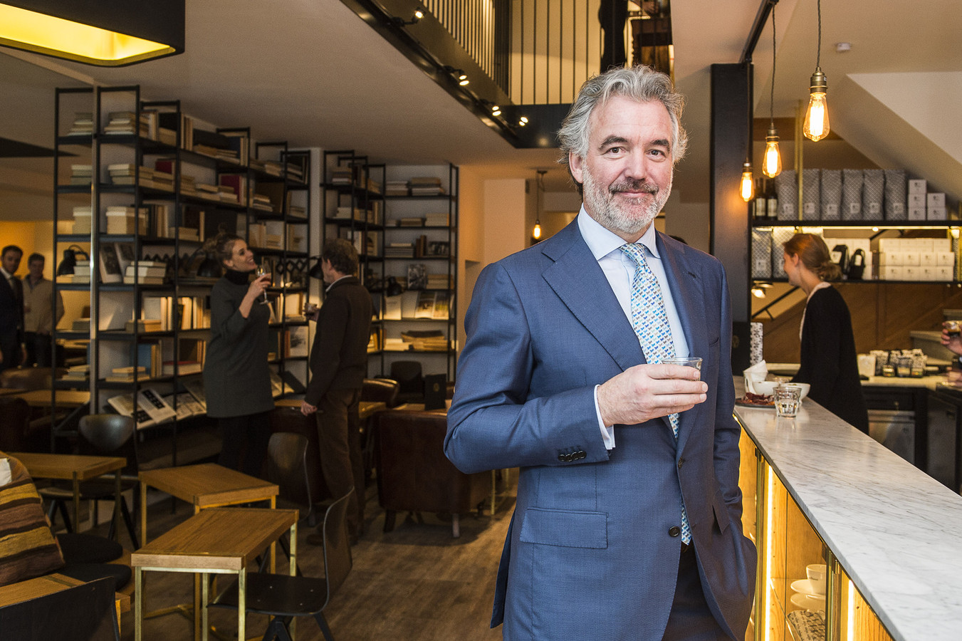 Exclusieve koffiebar opent op Suikerrui | Foto | hln.be