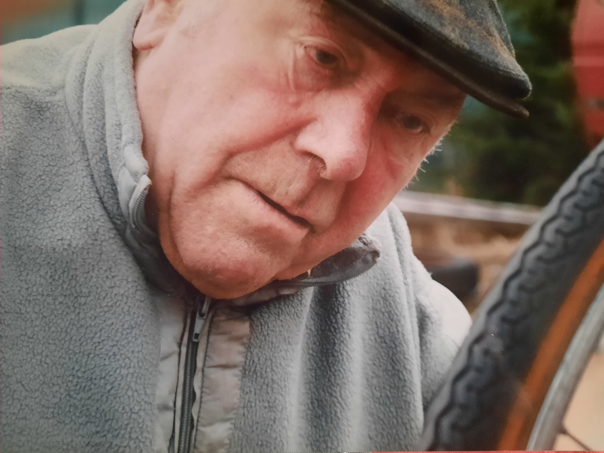 Marcel (94) overleden “Hij deed zijn ronde tot hij niet meer kon” Foto hln.be