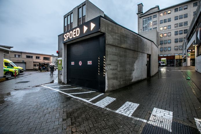 Het Jessa Ziekenhuis in Hasselt heeft een aparte ruimte gemaakt voor coronapatiënten.