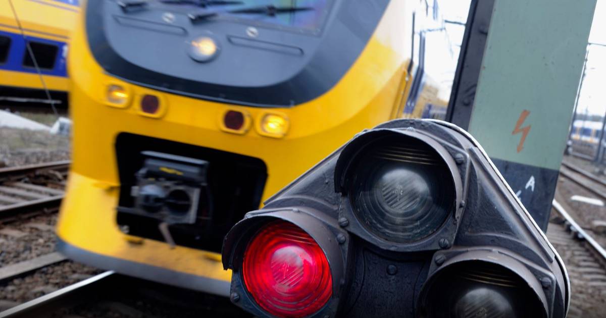 Geen treinen tussen Eindhoven en Boxtel door aanrijding.