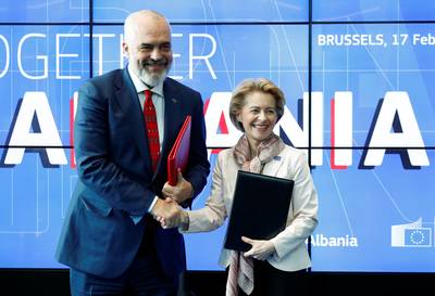 L'UE promet 100 millions d'euros pour aider l'Albanie à se reconstruire après le séisme