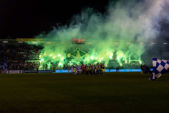Een ‘pyro-actie’ in Zwolle.