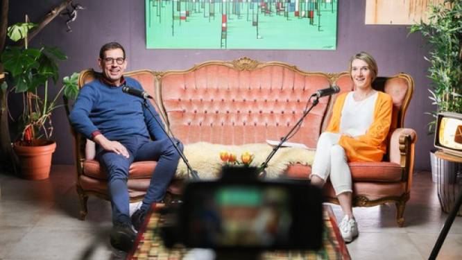 Hoe combineer je als bedrijfsleider een druk bestaan met je privéleven? Evy (33) legt het uit in haar podcast