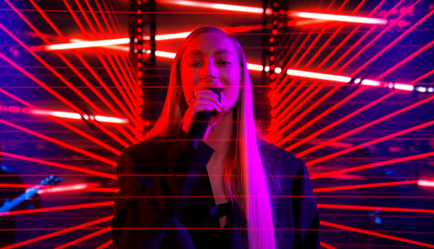 S10 knalt Top 40 binnen met inzending Eurovisiesongfestival | Foto ...