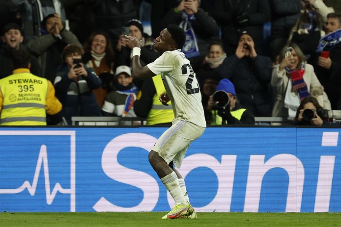 Vinicius viert zijn goal tegen Atlético, de 3-1 in de tweede helft van de verlenging.S