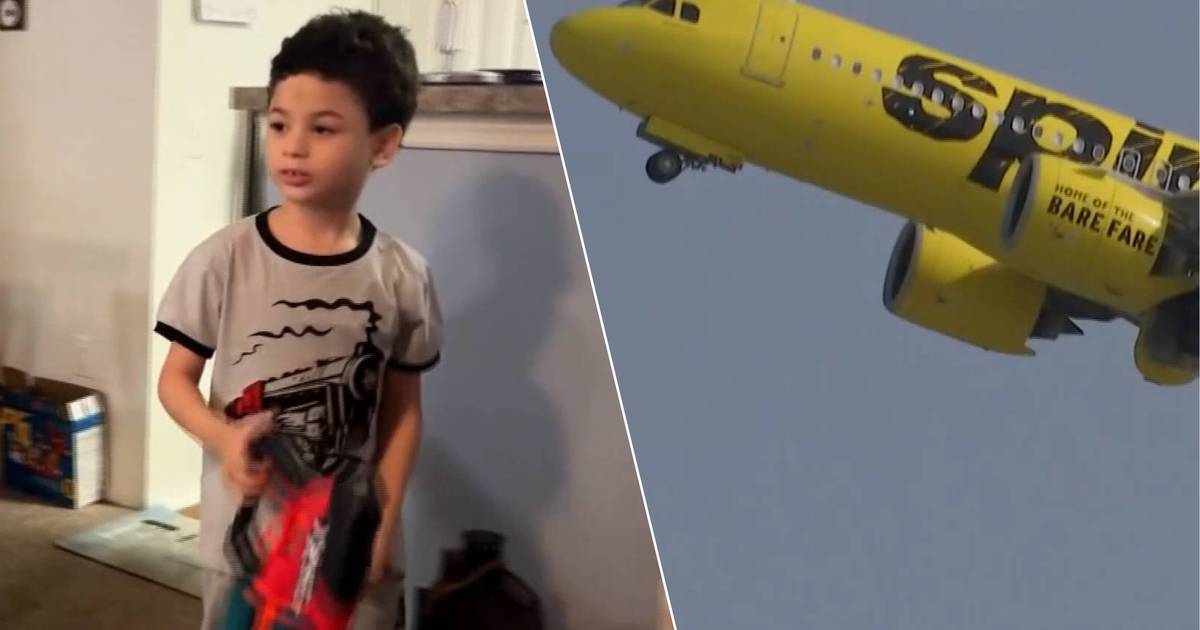 Aspetto.  “Mamma ho perso l'aereo 2” nella vita reale: la compagnia aerea mette Casper (6 anni) da solo sul volo sbagliato |  strano