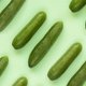 Waarom je een komkommer eerst moet 'melken' voordat je 'm eet