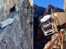 Un camion suspendu au-dessus du vide après une erreur GPS