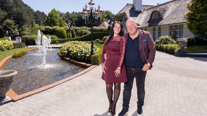 Peter Gillis En Nicol Kremers Gaan Verhuizen, Villa In Neerpelt Te Koop  Voor 1,4 Miljoen | Brabant | Bd.Nl