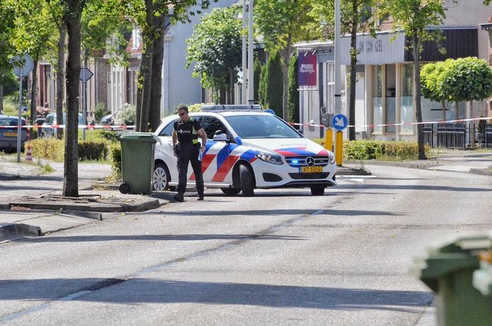 Mogelijk explosieven gevonden voor Pure Lounge in  Bergen op Zoom.