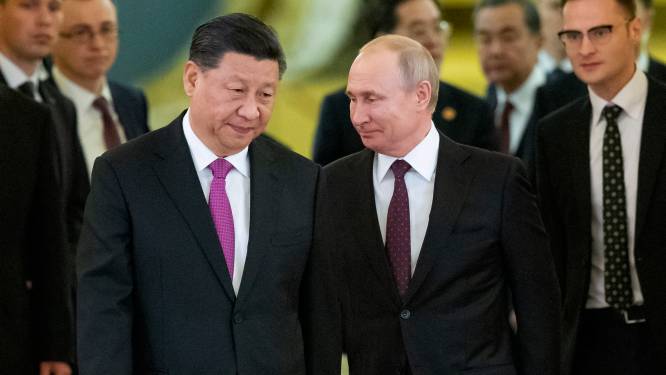 Xi Jinping rend visite à son “vieil ami” Vladimir Poutine pour la “paix”