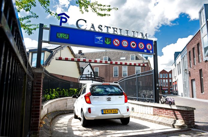Parkeergarage Castellum in het centrum van de stad Woerden.