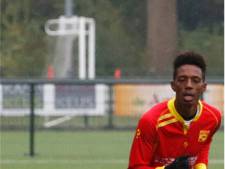 Tientallen positieve reacties voor Utrechtse scheidsrechter na stilleggen voetbalwedstrijd om opmerking over roetveegpiet