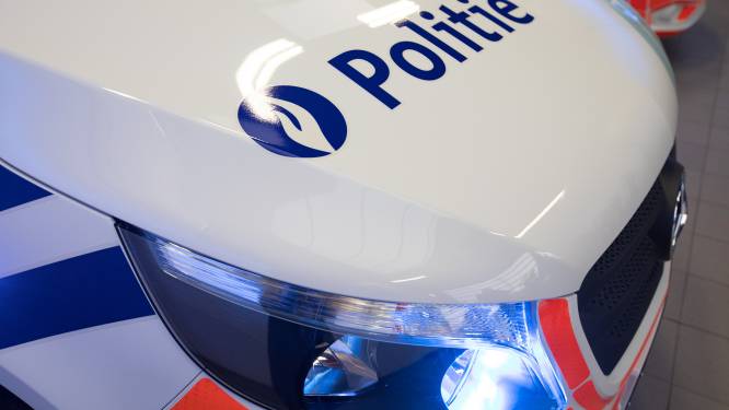 Man op speed pedelec wordt aangereden door bestelwagen