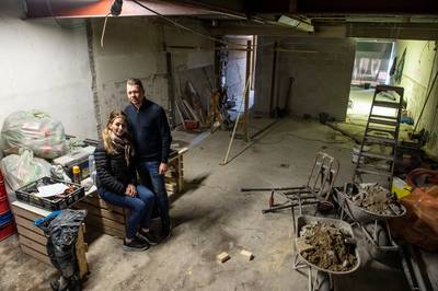 Kim en Vinnie springen in gat met Bij de Buren: ‘Veel vraag naar feestlocatie voor kleinere groepen’