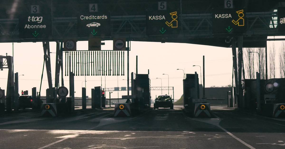 Popkoor uit Vogelwaarde neemt protestlied tegen tol tunnel op