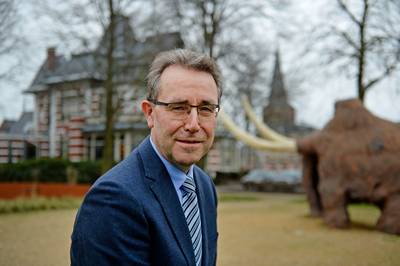 Burgemeester Borne: 'Vertrouwen kun je niet afdwingen met een gelikte pr-campagne’