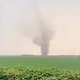 ▶ Spectaculaire beelden: indrukwekkende windhoos trekt over noorden van Antwerpen