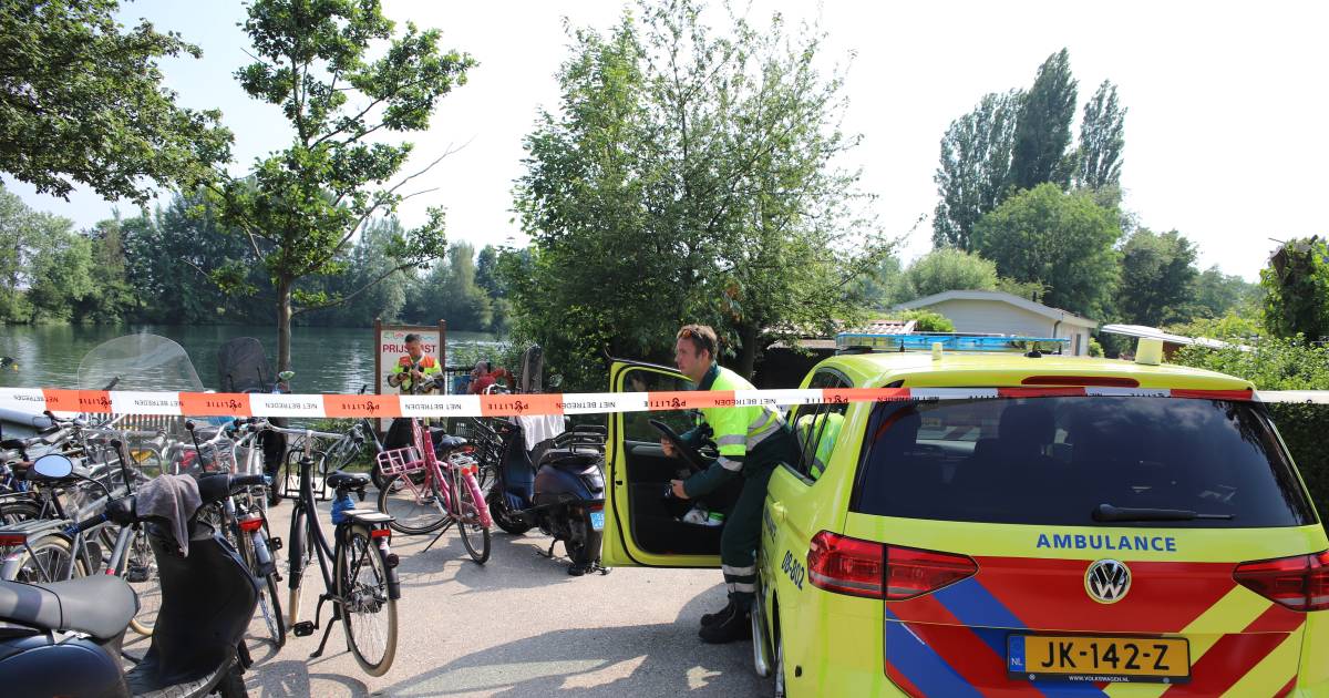 Ontsteltenis na ernstig ongeluk met luchtkussen in zwemplas: ‘Het meisje zat vast'.