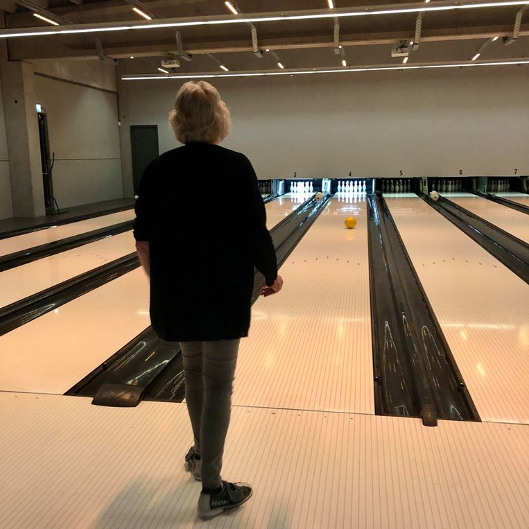 Oma gaat winnen. Beeld Toine Heijmans
