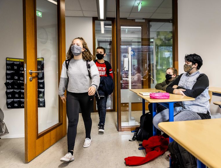 Advies Horeca En Scholen Mogen Om Vaccinatiebewijs Vragen De Volkskrant