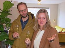 988.000 kijkers zien Bas en Sofie voor enorm dilemma staan door asbest in droomwoning