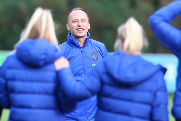 Mark Parsons bij zijn eerste training in Zeist op 13 september.