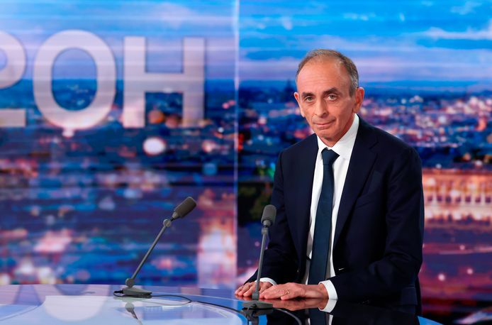 Quelques heures après l’annonce officielle de sa candidature à l’élection présidentielle française de 2022, Eric Zemmour était l’invité du 20h de TF1.