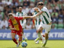 Slordig FC Groningen met de hakken over de sloot tegen Go Ahead dankzij curieus eigen doelpunt