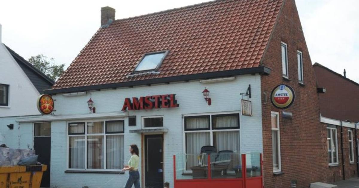 Lamswaarde zit zonder dorpscafé