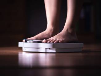 Lockdown zorgt voor ernstige vormen van eetstoornissen: “We zien vrouwen die nog maar 28 kilogram wegen”