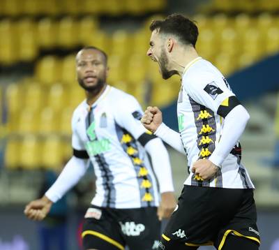 Massimo Bruno sauve in extremis un point pour Charleroi à Waasland