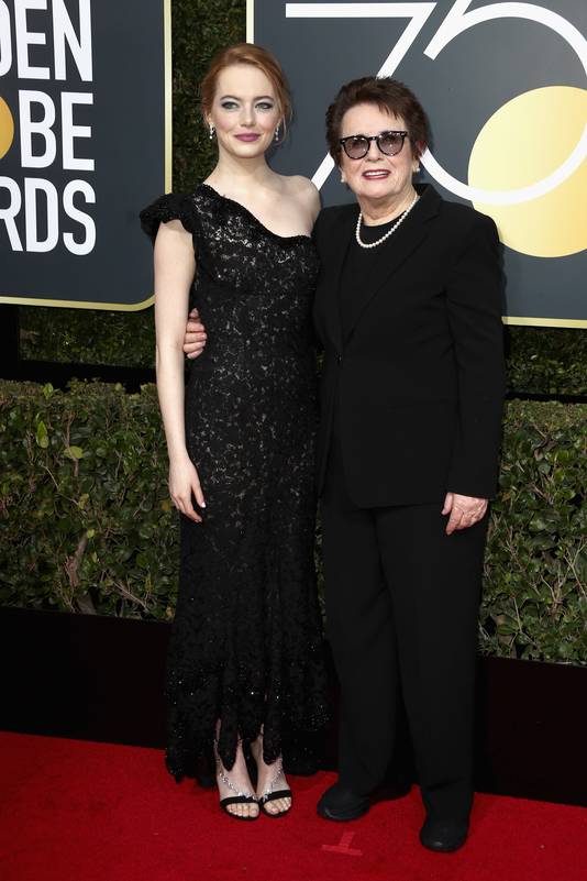 Emma Stone verscheen samen met oud-tennisster en activiste Billie Jean King die ze speelt in de film 'Battle of the Sexes'.