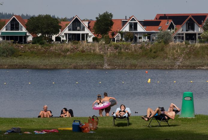 Een van de weinige mooie zomerdagen in 2021 op Rhederlaag.