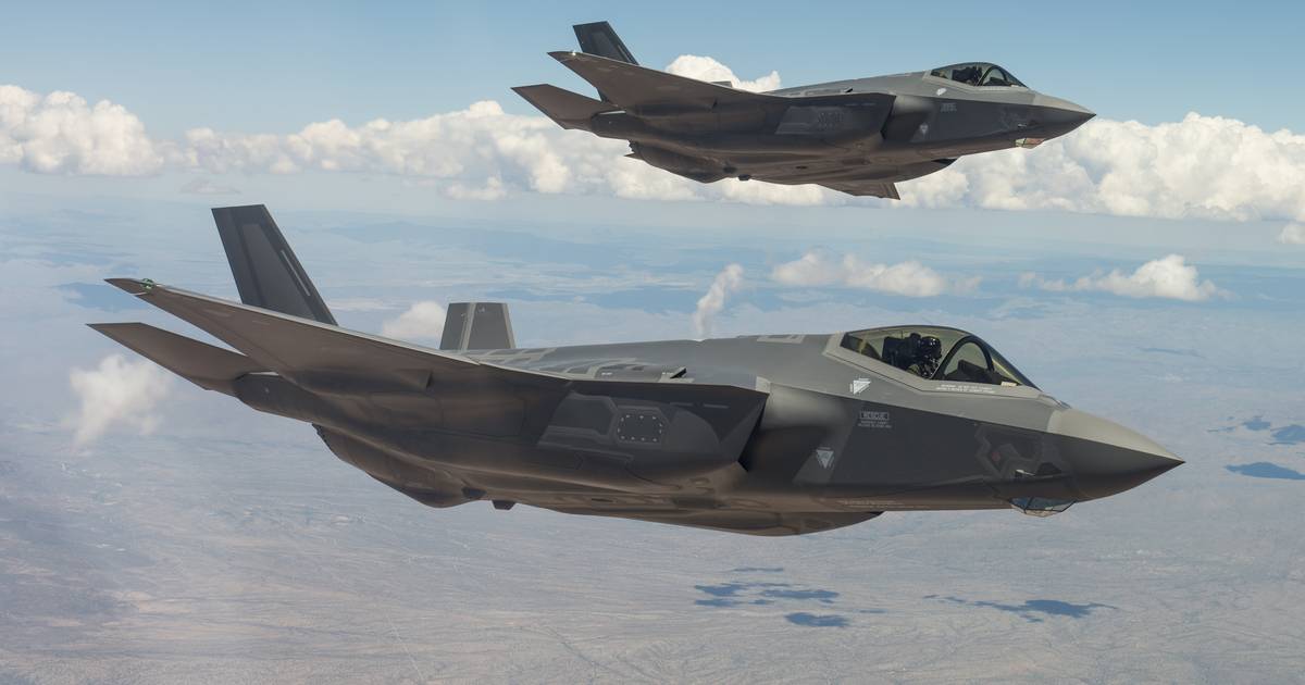 The Czech Republic buys 24 F-35 fighter jets to strengthen its air force |  outside