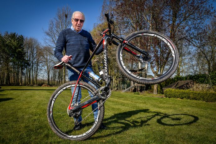 José De Cauwer trekt er vaak met de fiets op uit in zijn eigen regio.