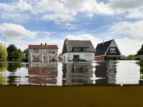 Politiek Den Haag in Jinek: ‘Kanaal Almelo-De Haandrik? Geen enkele clou, echt géén idee’
