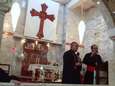 Les jihadistes enlèvent les croix des églises en Irak