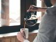 Foto ter illustratie. Koffie kan ons lichaam een energieboost geven, maar soms kan je je na het drinken ervan ook slaperig voelen.