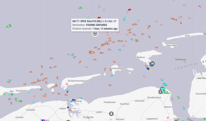 De UK 171 is omgeslagen op de Noordzee.