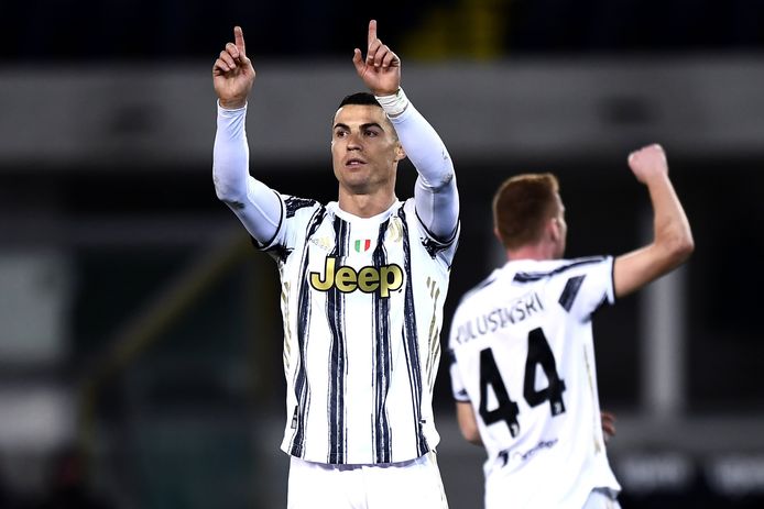 Cristiano Ronaldo mencetak gol ke gawang Hellas Verona akhir pekan lalu.