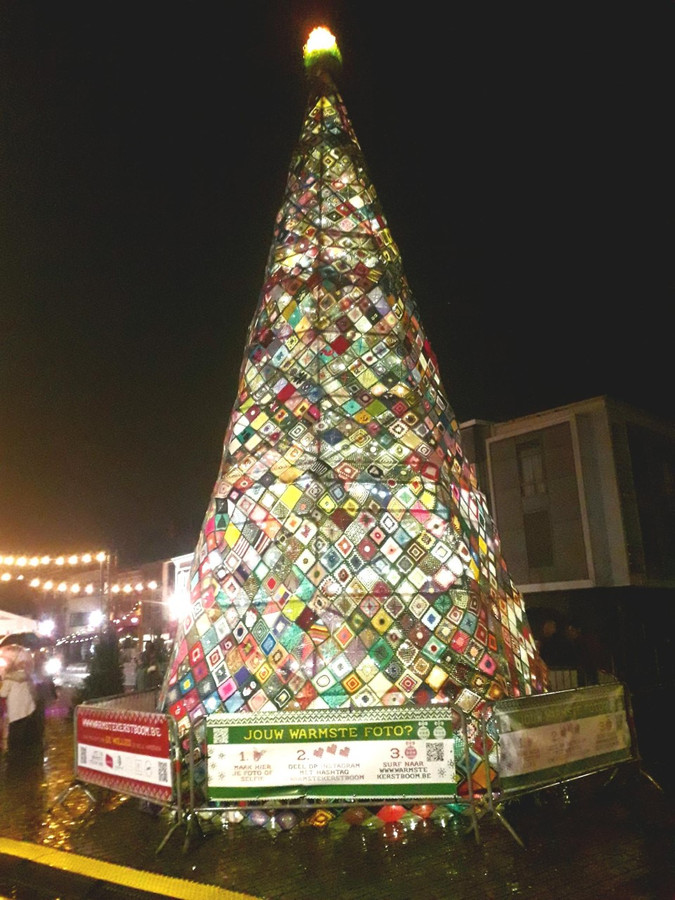 Grootste Warmste Kerstboom van Europa staat in Herentals: “Het is