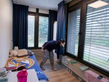 120 arbeidsmigranten mogen in Tilburgs kantoor wonen, ondanks angst voor slechte reviews van Ibis-hotel