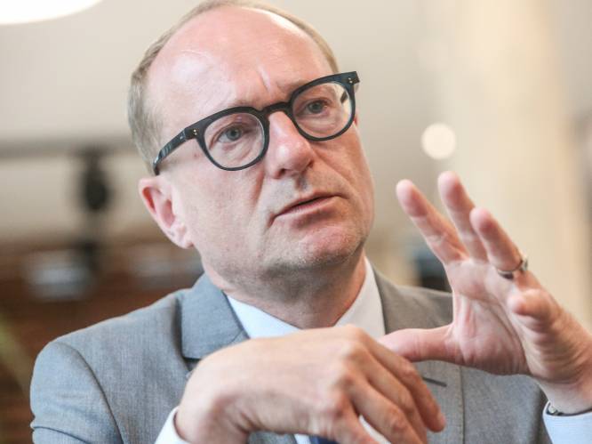 Minister Ben Weyts voert verplichte starttoetsen in voor vier extra opleidingen