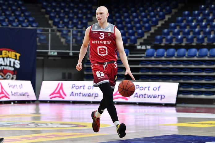 Quinten Smout was de matchwinnaar voor Antwerp Giants.